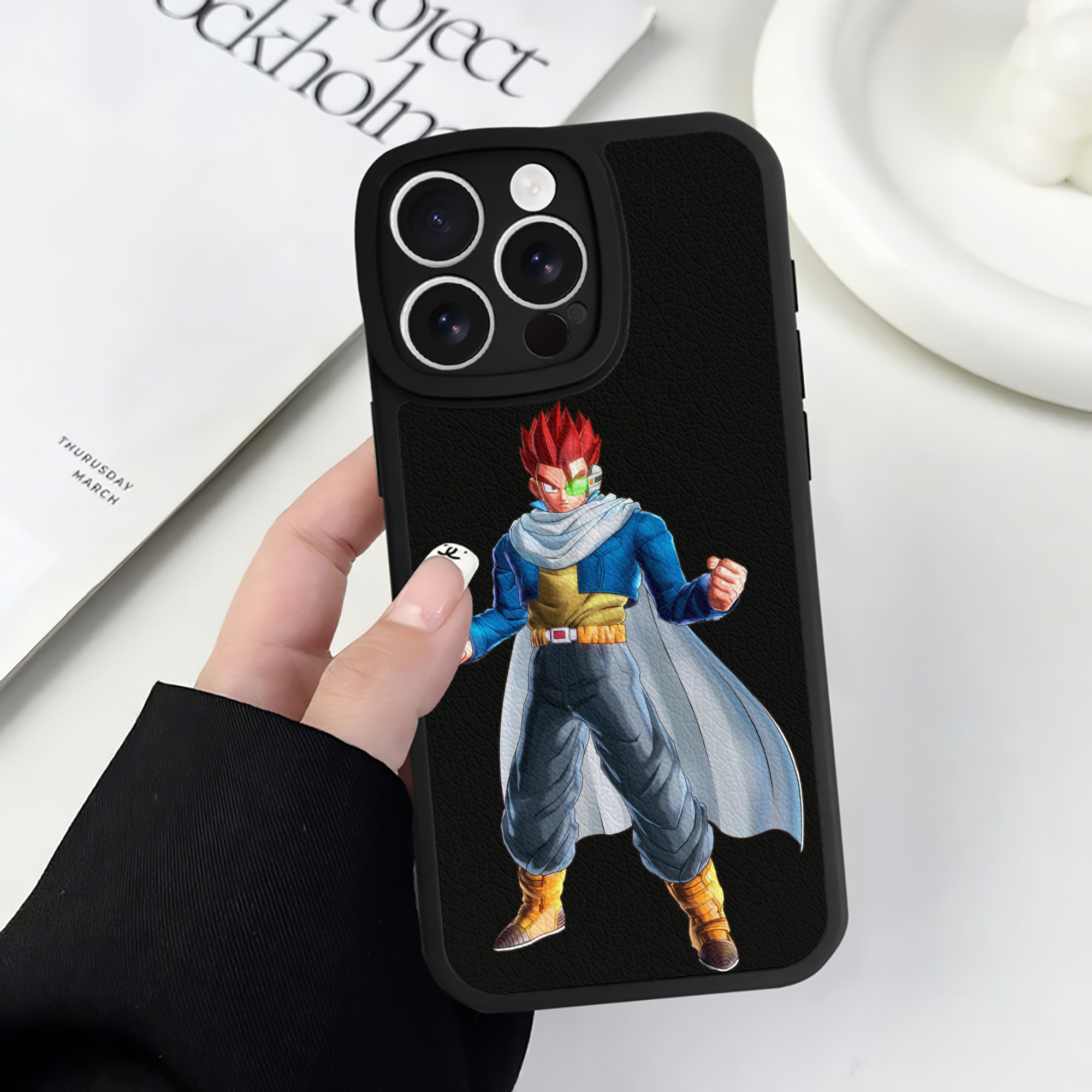 （画像用） ドラゴンボール 孫 悟飯（そんごはん）DRAGON BALL Son Gohan 【iPhone 16シリーズ対応】シリコンスマホケース（レザー調） 材質：シリコン